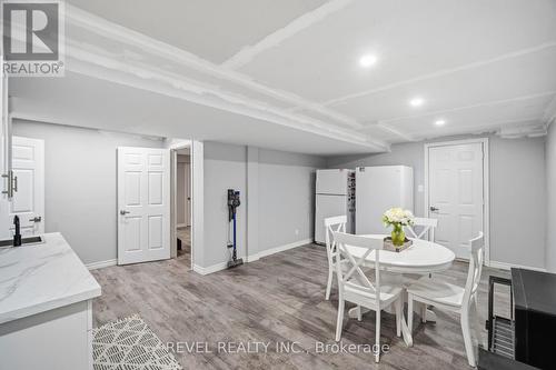 2255 Mohawk Trail, Milton, ON - Indoor Photo Showing Other Room