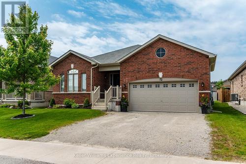 32 HATTON DRIVE  Penetanguishene, ON L9M 0V6