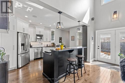 200 Picton Street E, Goderich (Goderich (Town)), ON - Indoor Photo Showing Kitchen With Upgraded Kitchen
