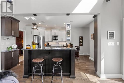 200 Picton Street E, Goderich (Goderich (Town)), ON - Indoor Photo Showing Kitchen With Upgraded Kitchen