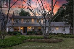 1268 HILLHURST ROAD Oakville, ON L6J 1X4