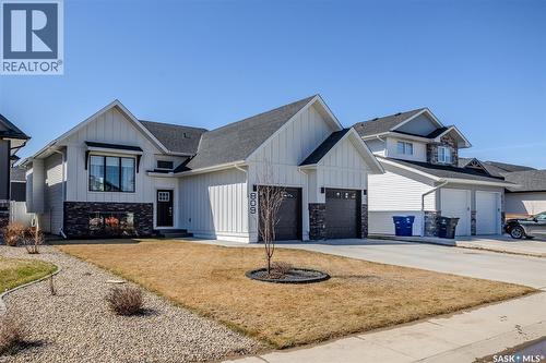 809 Weir Crescent, Warman, SK - Outdoor With Facade