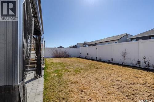 809 Weir Crescent, Warman, SK - Outdoor