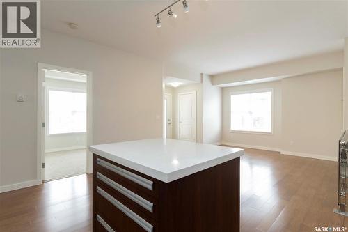 704 1015 Patrick Crescent, Saskatoon, SK - Indoor