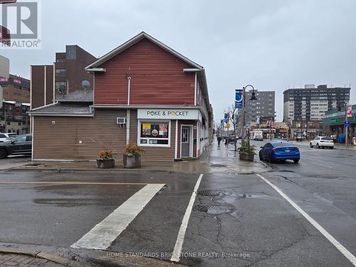 31 Bond Street E, Oshawa, ON 