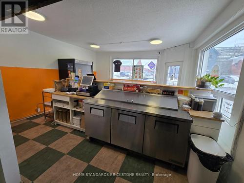 31 Bond Street E, Oshawa, ON 