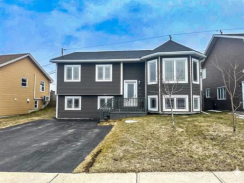 7 Blue Jay Place  Paradise, NL A1L 0Y9
