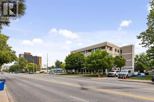 1500 Ouellette Unit# 405, Windsor, ON - Outdoor