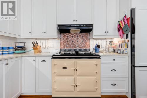 54 Circular Road, St. John'S, NL - Indoor Photo Showing Kitchen