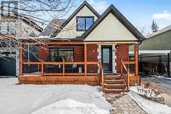 286 WESTHILL AVENUE  Ottawa, ON K1Z 7H6