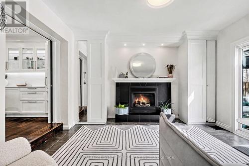 286 Westhill Avenue, Ottawa, ON - Indoor With Fireplace