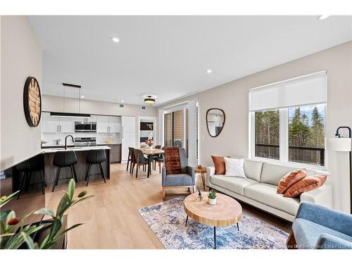 C1-1030 Melanson, Dieppe, NB 