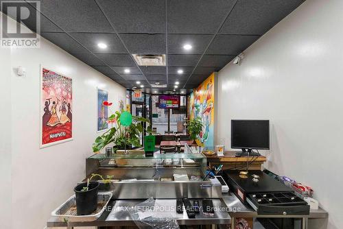 24 Simcoe Street N, Oshawa, ON 