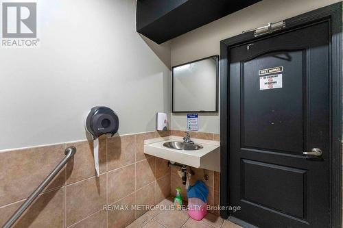24 Simcoe Street N, Oshawa, ON 