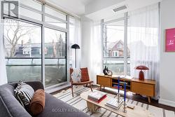 209 - 36 HOWARD PARK AVENUE Toronto, ON M6R 0A5