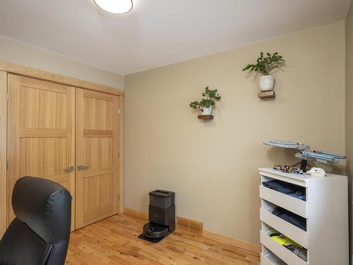 333 Ruby Crescent, Thunder Bay, ON - Indoor Photo Showing Office