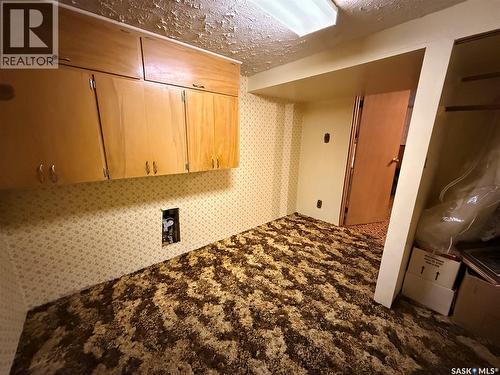 392 9Th Avenue Nw, Swift Current, SK - Indoor