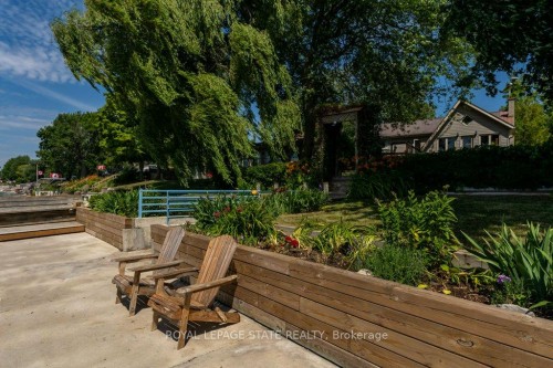 2592 Lakeshore Road, Haldimand, ON 