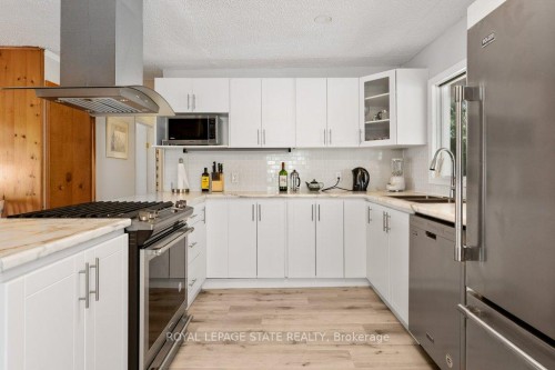 2592 Lakeshore Road, Haldimand, ON 