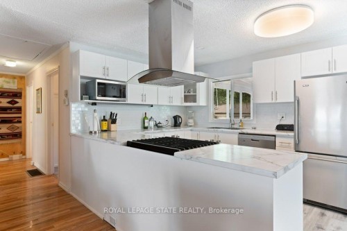 2592 Lakeshore Road, Haldimand, ON 