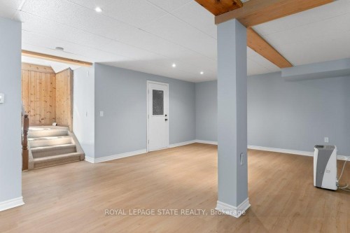 2592 Lakeshore Road, Haldimand, ON 