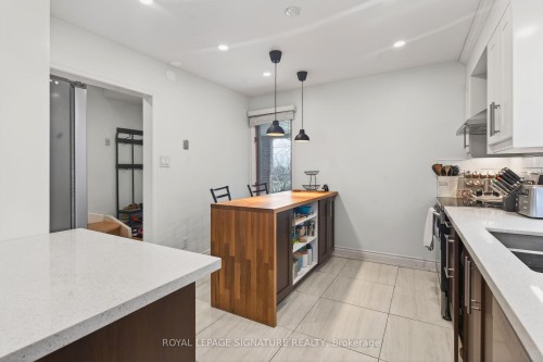 5115 Salishan Circle, Mississauga, ON - Indoor Photo Showing Kitchen