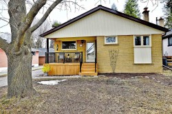 87 Richardson Drive Aurora, ON L4G 1Z4