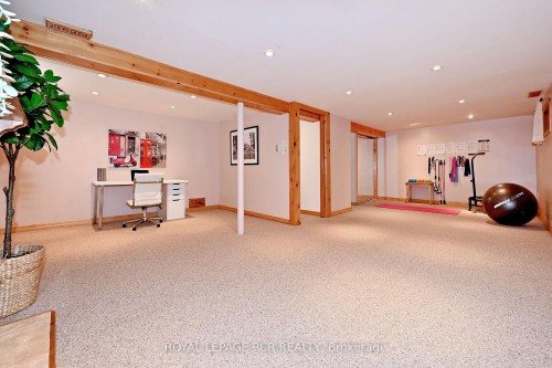 87 Richardson Drive, Aurora, ON - Indoor