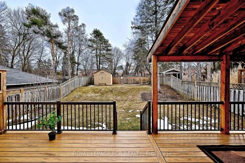 87 Richardson Drive, Aurora, ON - Outdoor With Deck Patio Veranda