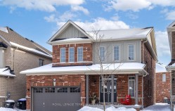 26 Sanford Circle  Springwater, ON L9X 2A8