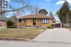 21 GOLDWICK CRESCENT  London East (East D), ON N5V 2K9