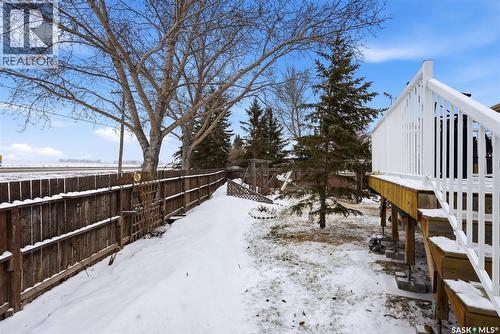 7322 Cribbs Bay, Regina, SK - Outdoor