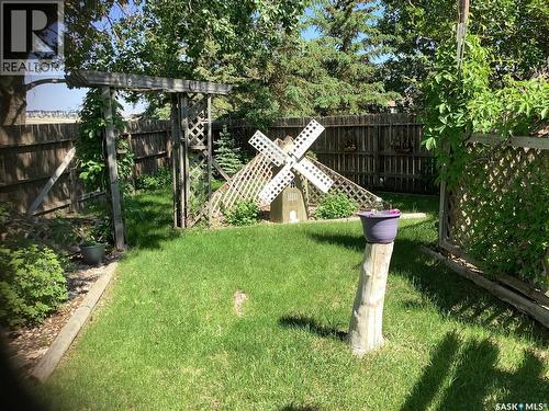 7322 Cribbs Bay, Regina, SK - Outdoor