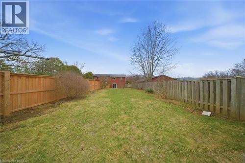 View of fenced backyard - 7 Forest Drive, Paris, ON - Outdoor