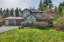 8856 McLarey Ave Black Creek, BC V9J 1A3