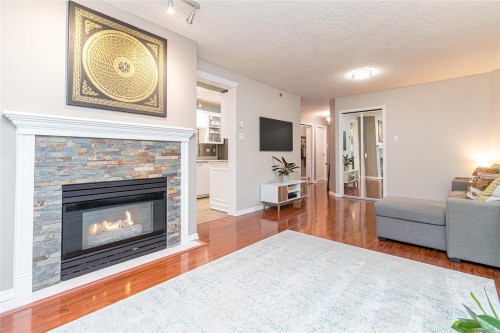 112-545 Manchester Rd  Victoria, BC V8T 5H6