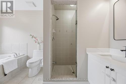 83 Mander Place, Milton, ON - Indoor Photo Showing Bathroom