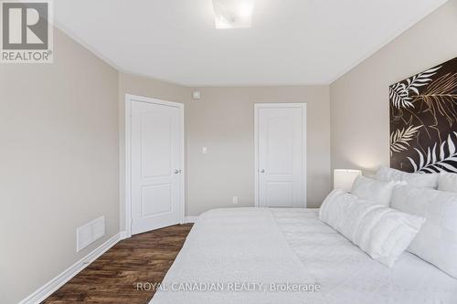 83 Mander Place, Milton, ON - Indoor Photo Showing Bedroom
