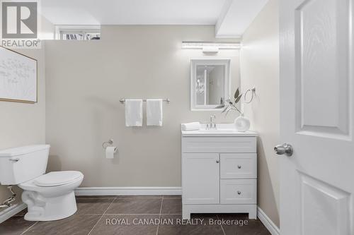 83 Mander Place, Milton, ON - Indoor Photo Showing Bathroom