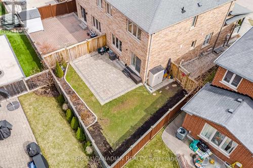 83 Mander Place, Milton, ON - Outdoor