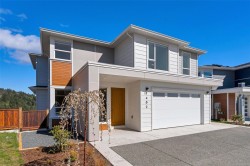1402 Sandstone Lane Langford, BC V9B 7A2