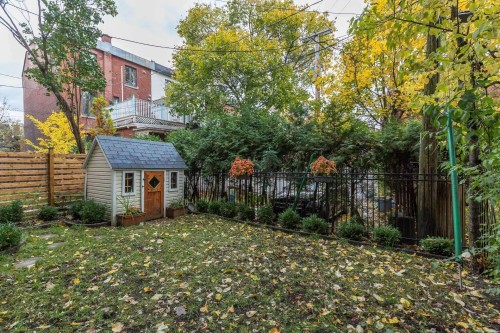 Courtyard - 4462 Boul. De Maisonneuve O., Westmount, QC - Outdoor