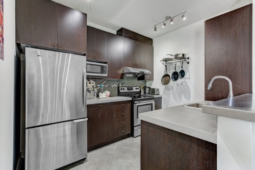 Cuisine - 201-6500 Av. De L'Esplanade, Montréal (Rosemont/La Petite-Patrie), QC - Indoor Photo Showing Kitchen