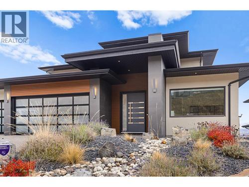 1068 Clarance Avenue, Kelowna, BC - Outdoor