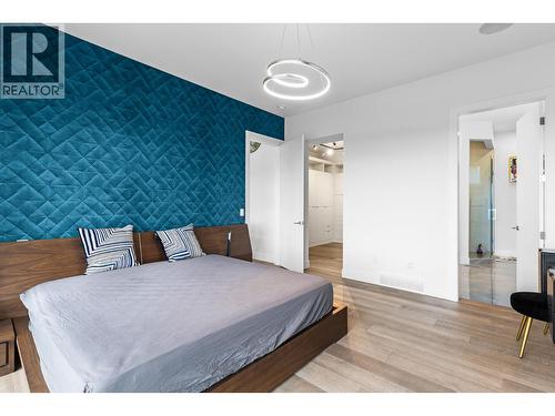 master - 1068 Clarance Avenue, Kelowna, BC - Indoor Photo Showing Bedroom
