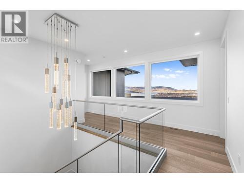 1068 Clarance Avenue, Kelowna, BC - Indoor Photo Showing Other Room