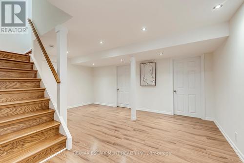 3184 Renton Road, Burlington, ON - Indoor Photo Showing Other Room