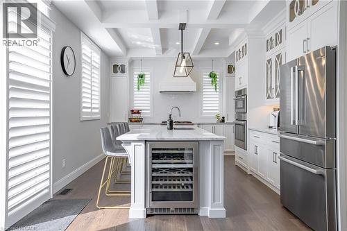 4 Lockman Drive, Ancaster, ON - Indoor Photo Showing Kitchen With Upgraded Kitchen