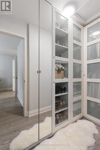 3814 Ridgepoint Way, Mississauga, ON - Indoor