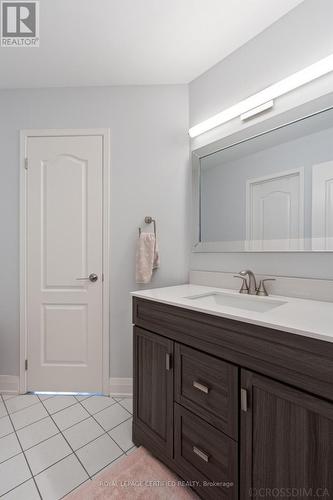 3814 Ridgepoint Way, Mississauga, ON - Indoor Photo Showing Bathroom